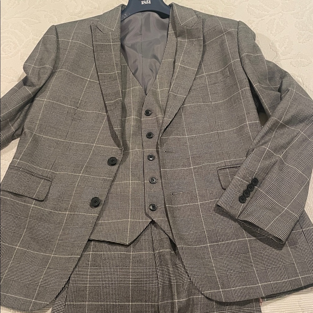 Men's Gray Glen Plaid 3-piece Suit Set